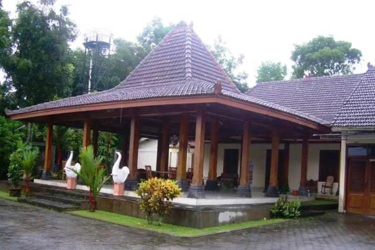 Mengapa Pendopo Balai Desa Menganti Jadi Pilihan Utama Warga Cilacap?